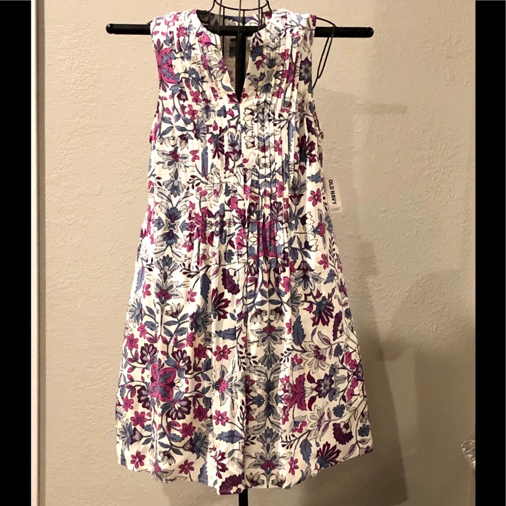 NWT Old Navy floral pintuck babydoll dress - Small